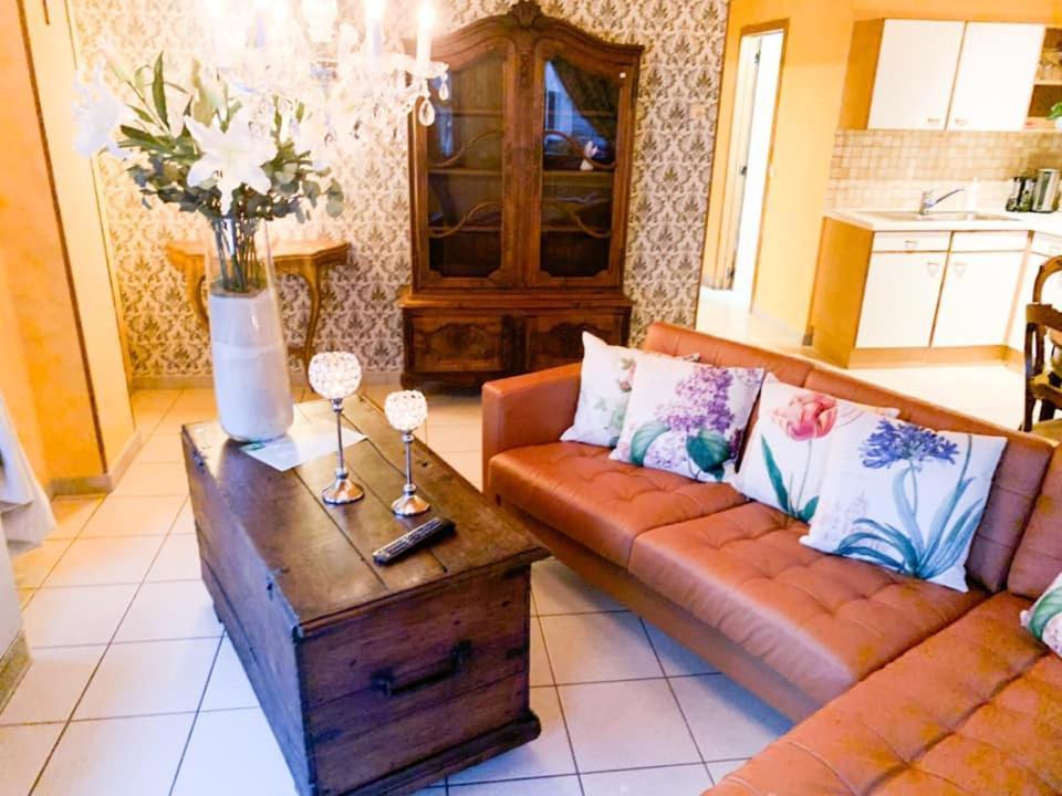 B&B Bourgeoisie*** Frahan Экстерьер фото